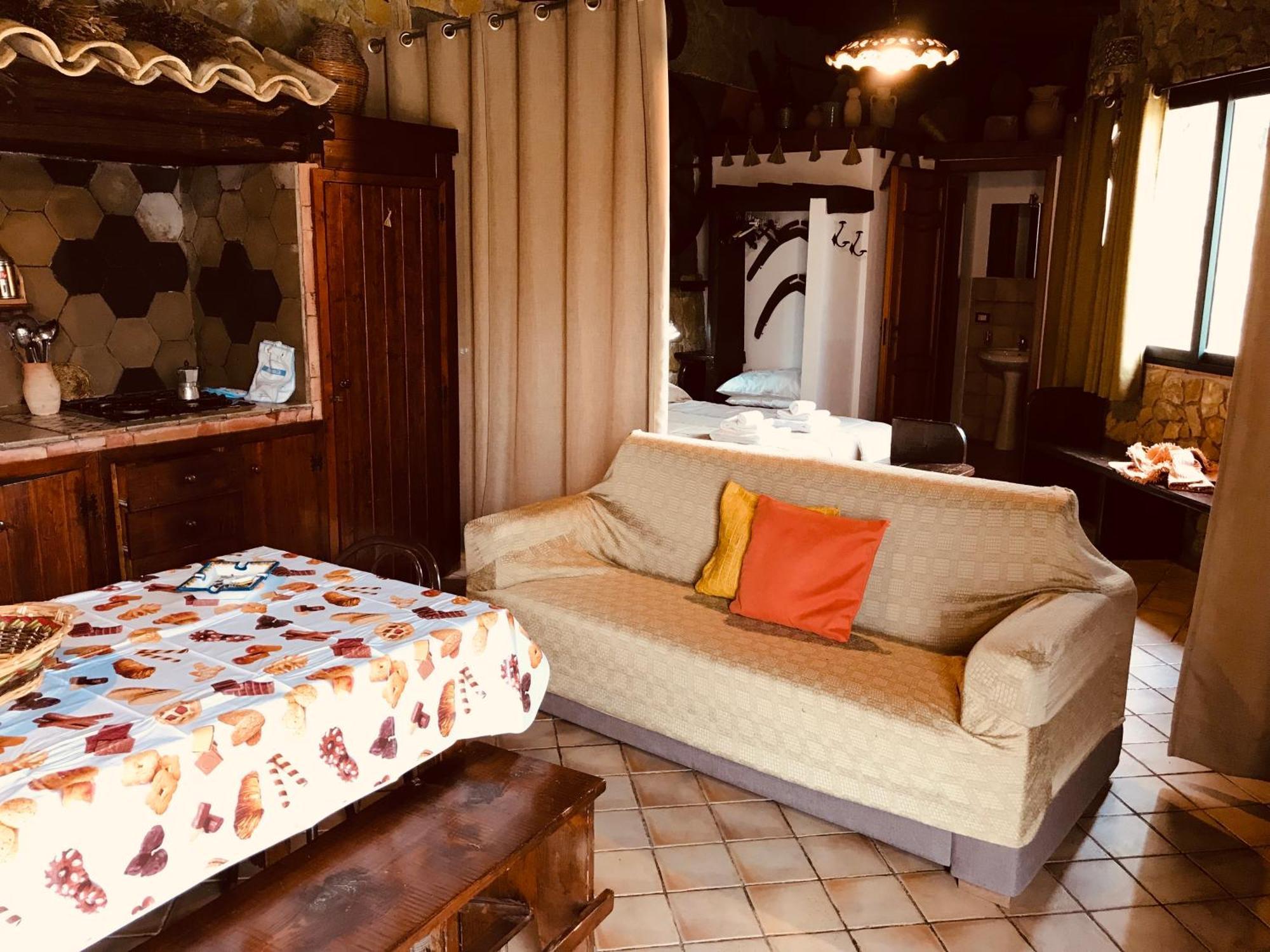 Tenuta Carabollace Шака Стая снимка