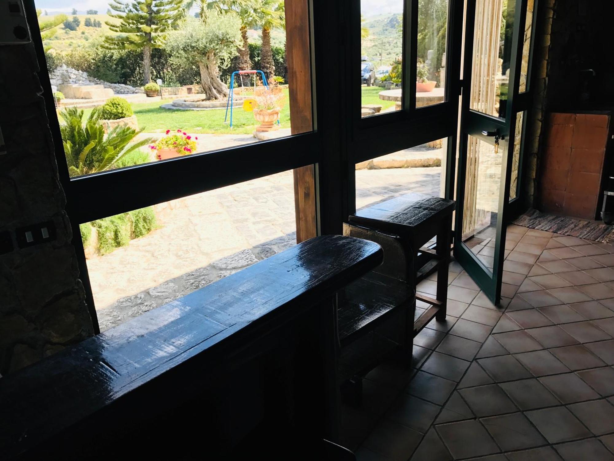 Tenuta Carabollace Шака Стая снимка