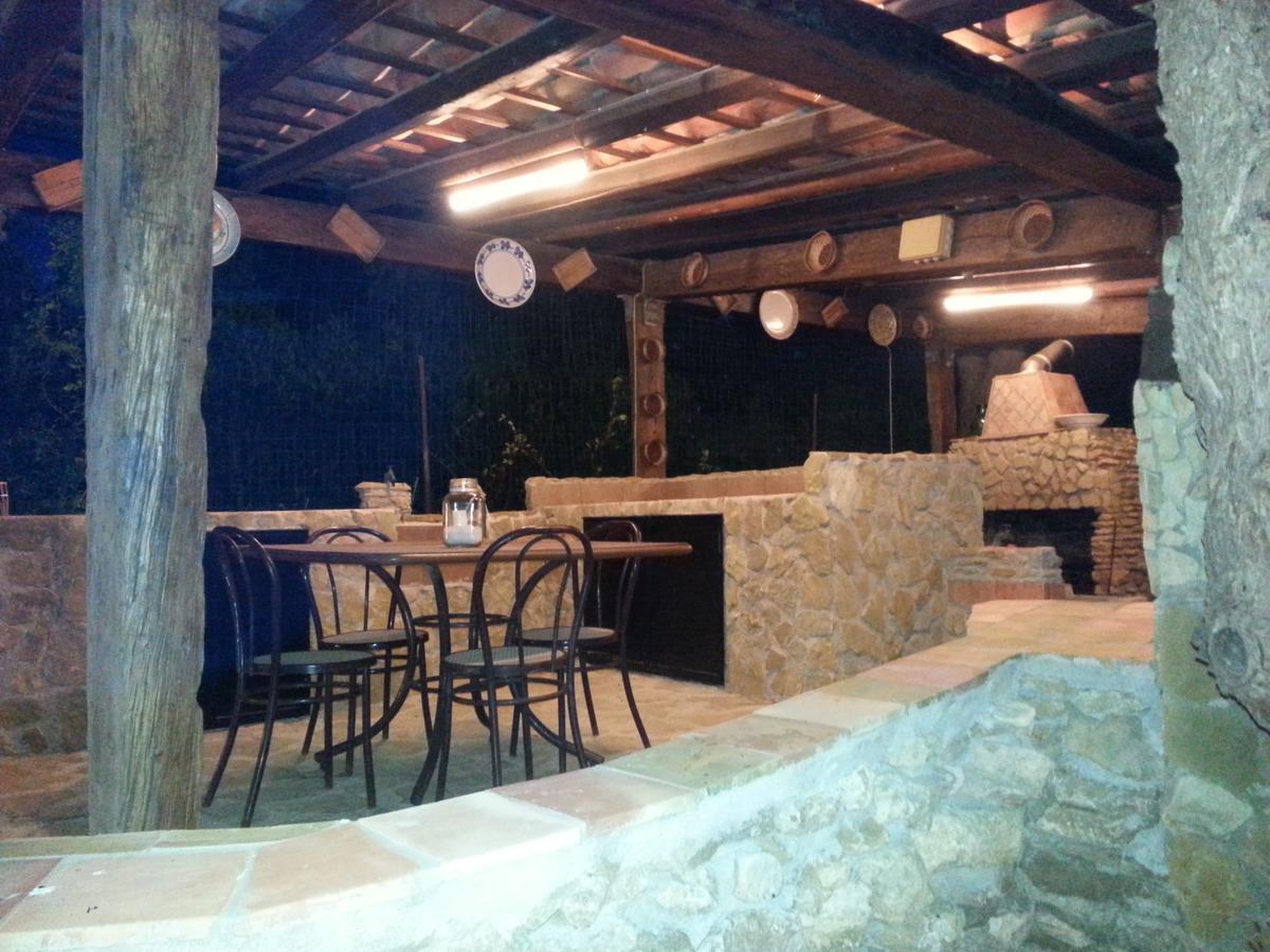 Tenuta Carabollace Шака Екстериор снимка