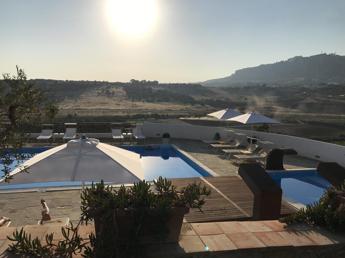 Tenuta Carabollace Шака Екстериор снимка